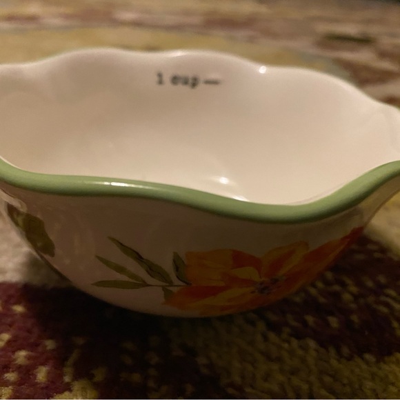 The Pioneer Woman Floral Measuring Cup - Green and Orange - Picture 2 of 5